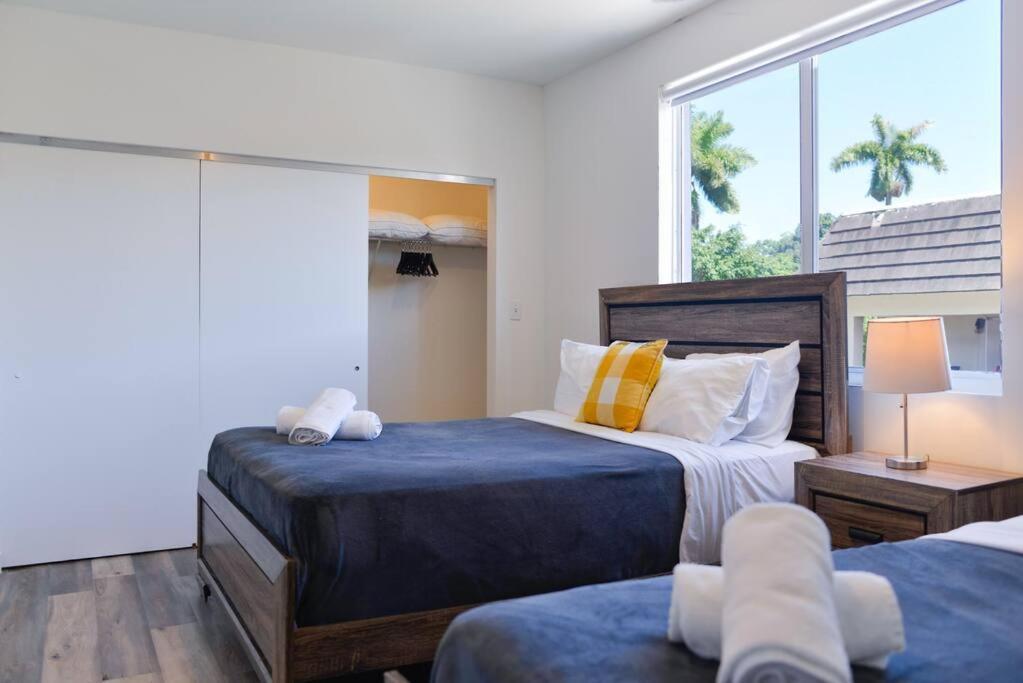 Awesome Townhouse 15 Minutes From The Beach 迈阿密 外观 照片