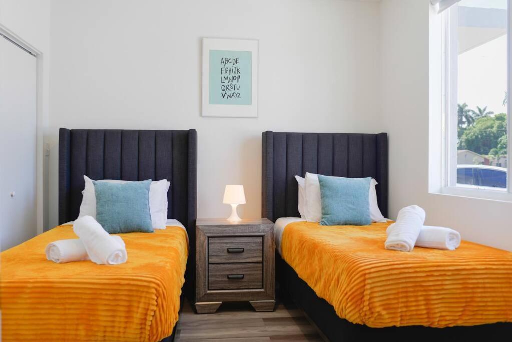 Awesome Townhouse 15 Minutes From The Beach 迈阿密 外观 照片